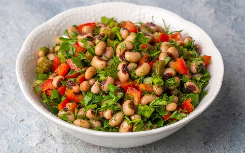 Kuru Börülce Salatası Tarifi