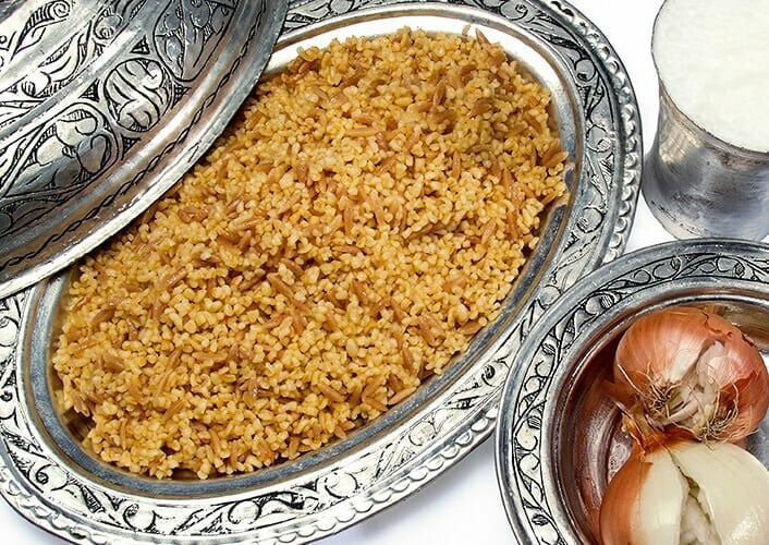 Arpa Şehriyeli Bulgur Pilavı Tarifi