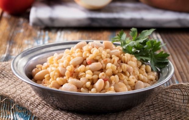Kuru Fasulyeli Bulgur Pilavı Tarifi