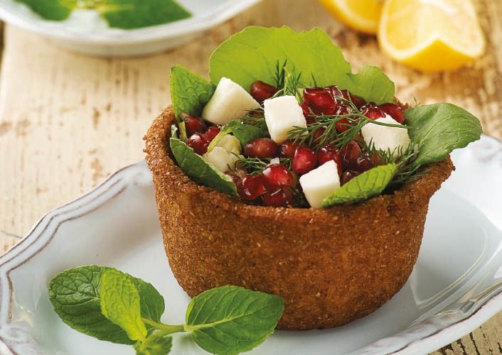 İnce Bulgur Çanağında Roka Salatası Tarifi